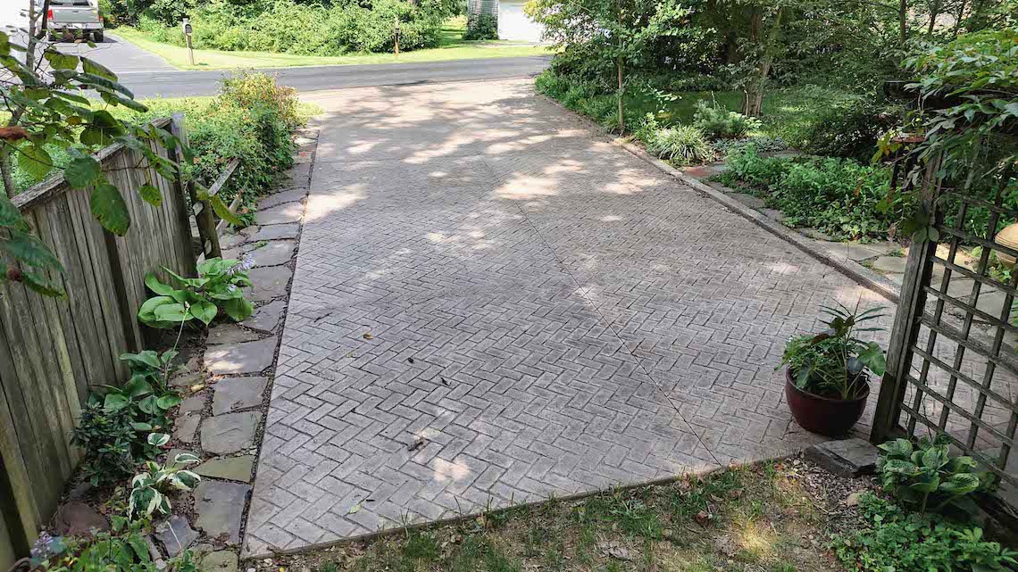 Poured Concrete Driveway