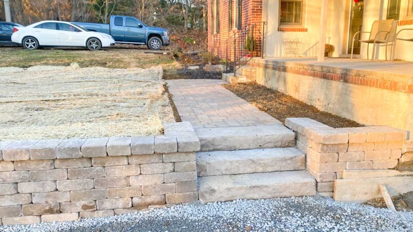 Steps and walkway in retaining wall