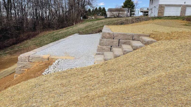 Two-Tiered Rosetta Grand Ledge Retaining Wall 6 To improve functionality