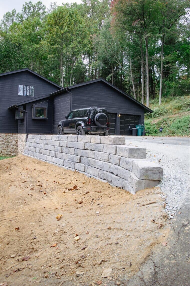 Finished Build photo of BedRock Siteworks' Grand Ledge Retaining Wall.